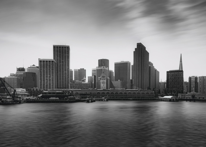 张文宏呼吁尽快接种疫苗,上海出台4个疫情防控指南