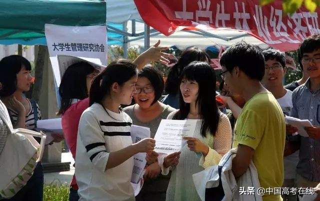 大学课余想锻炼防堕落？这3个社团值得加入