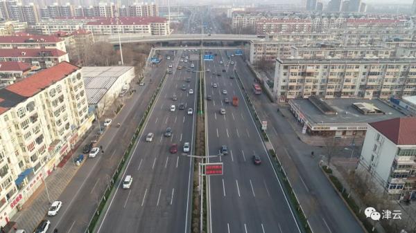 春节高速交通流量预计上升 小型客车为主