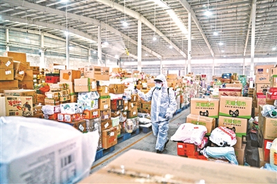 疫情下快递忙，石家庄多举措保障安全，年货节平稳度过