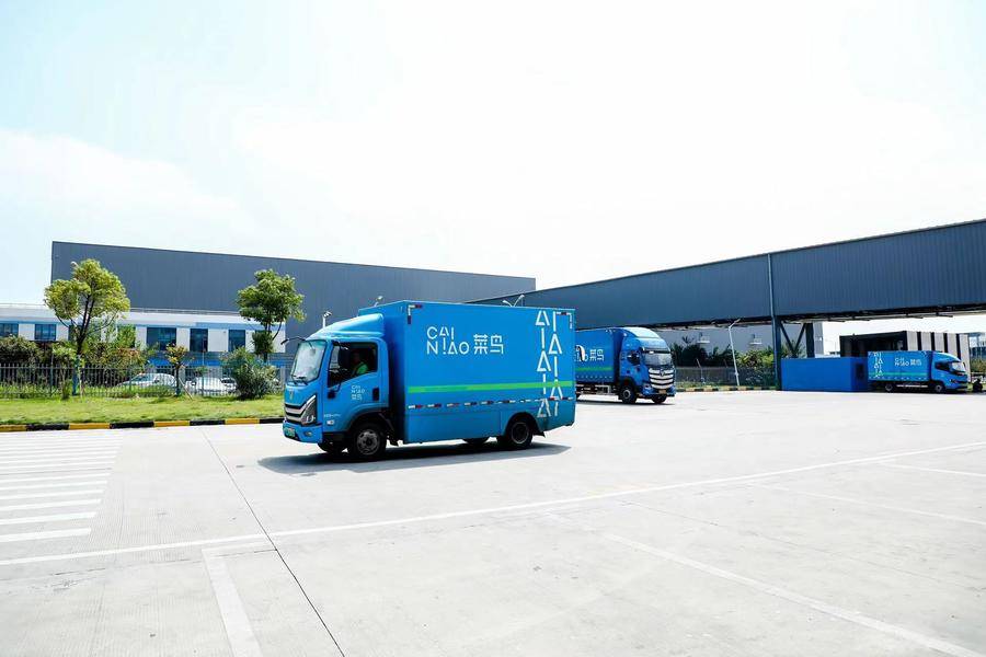 物流企业注意:无人车巨头联手,快递停运前赶紧布局