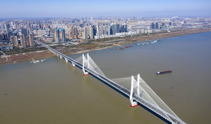 疫情形势向好，落实五大改革任务助力疫情防控全面胜利