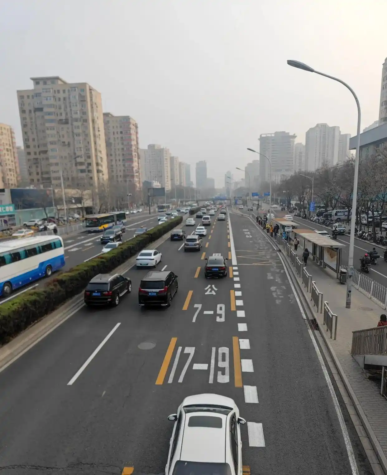 成都限号目的大揭秘！未来规划如何缓解交通压力？