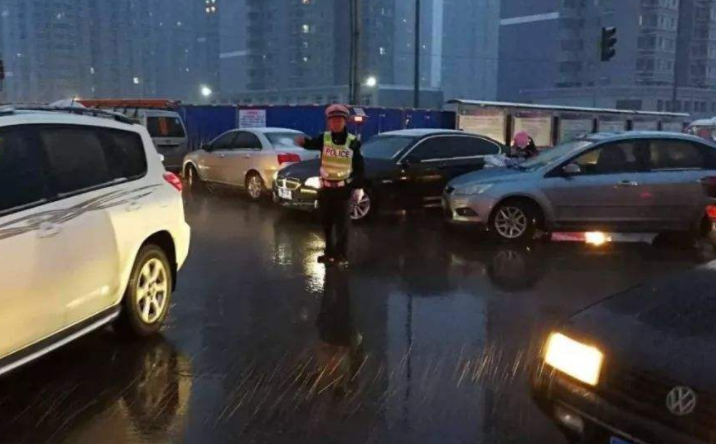 车主易犯的交通违章有哪些？超速、违停占比高