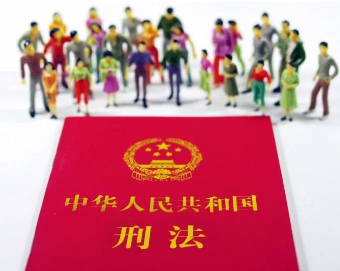 男子编造疫情谣言致万人恐慌,最终获刑8个月,编造传播要担责