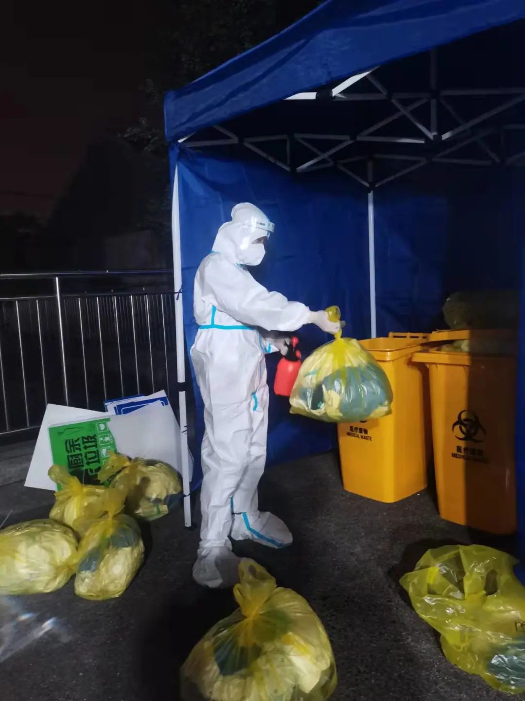 镇海疫情严峻,区委统战部迅速行动,全力做好防控工作