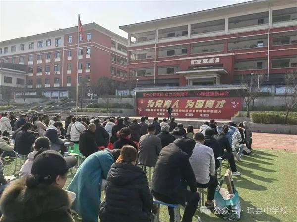 高考备考家长这样做:稳住心态做好后勤,给孩子筑牢冲刺底气