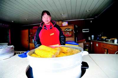 春运临近湖北多高速服务区餐饮卫生状况遭暗访曝光