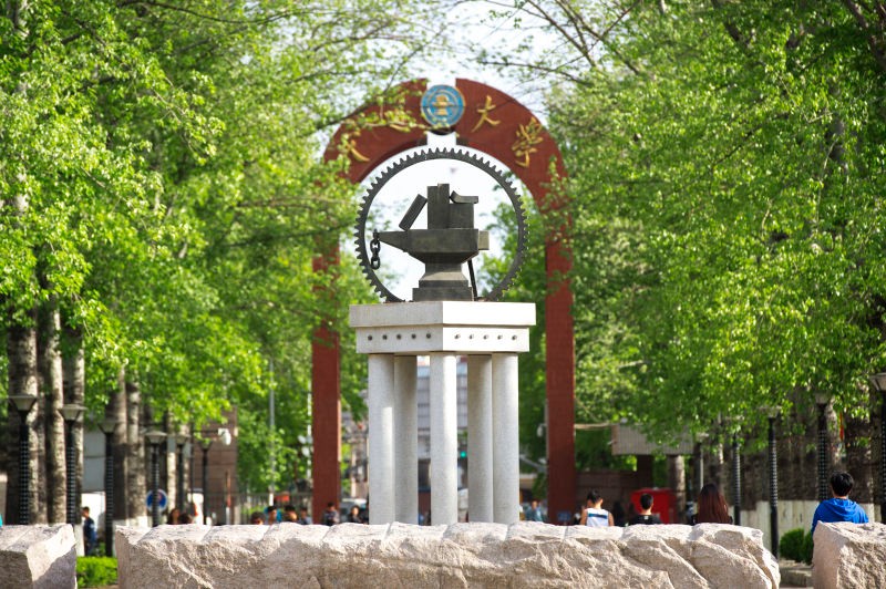 大学就业优势哪家强？北京交通大学校企合作助力毕业生