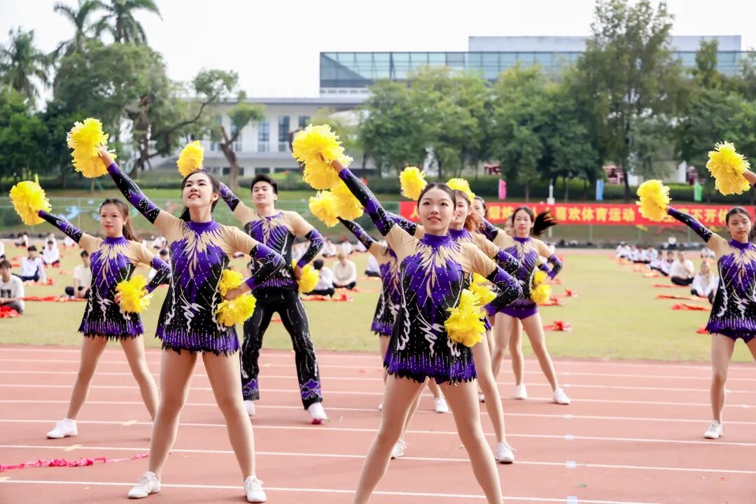 广东工业大学2025年运动会举行,千余学生运动员齐拼搏