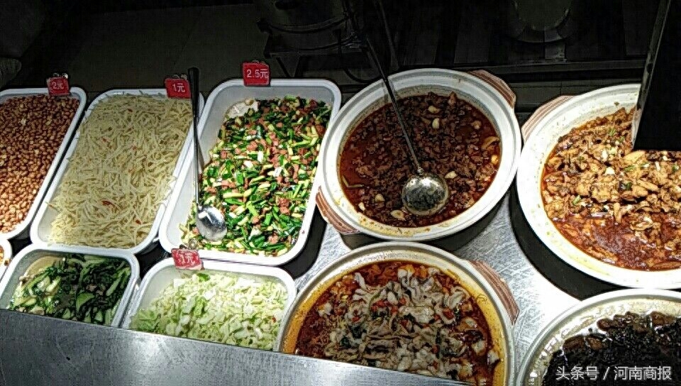 南阳理工学院食堂推1元菜,学生实惠吃饱,做法贴心获赞
