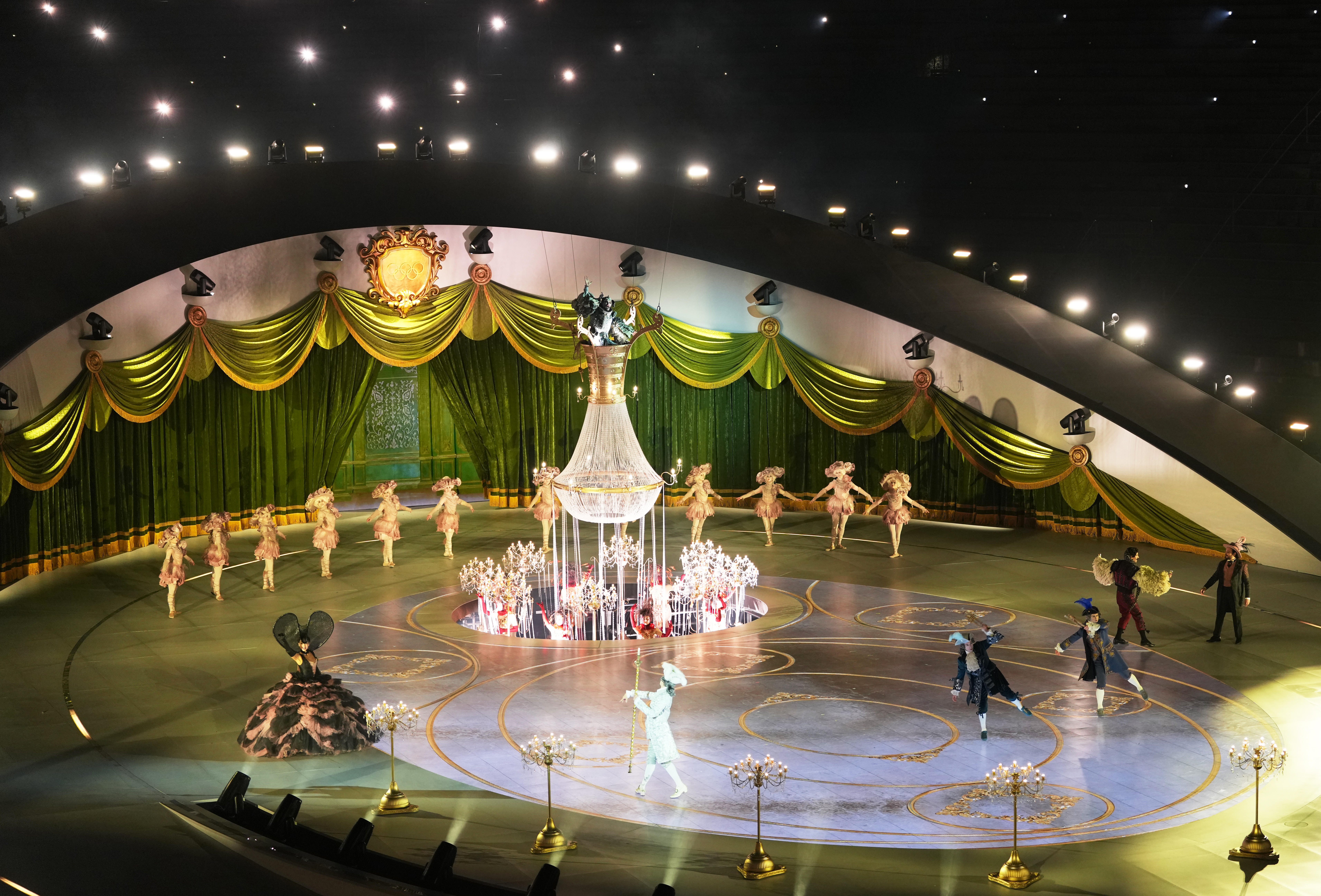 2026米兰-科尔蒂纳冬奥会闭幕式精彩表演瞬间全记录