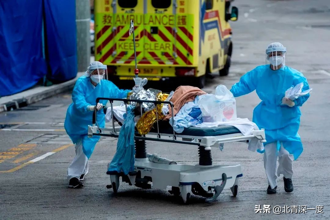 香港疫情严峻，推进老年群体疫苗接种降低死亡率