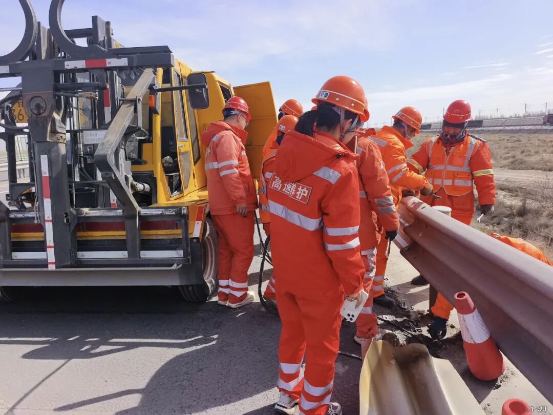 春分时节！酒泉分公司全面启动高速公路春季综合性养护作业