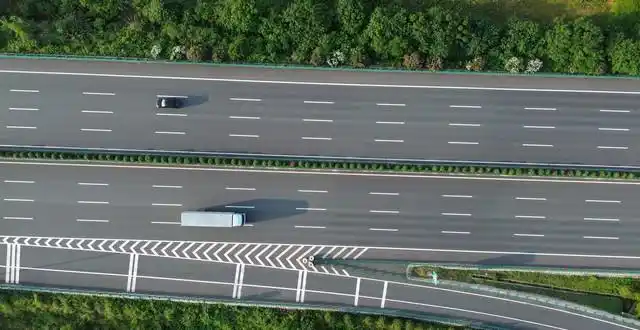 世界最长高速隧道通车，改变沿线物流通勤旅游格局，强化安全保障