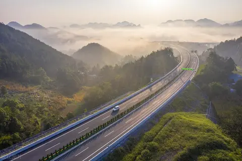 出行必看！高速路况查询方法全知道，封路提前知