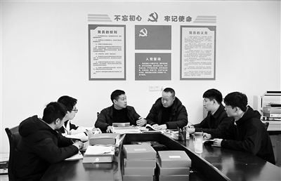 兴国县纪委监委聚焦党员干部违规借用款物和违规借贷行为