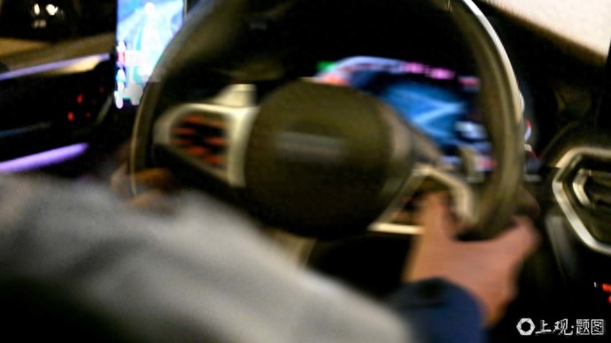 国庆中秋假期全国高速交通流量预测及出行高峰时段分析