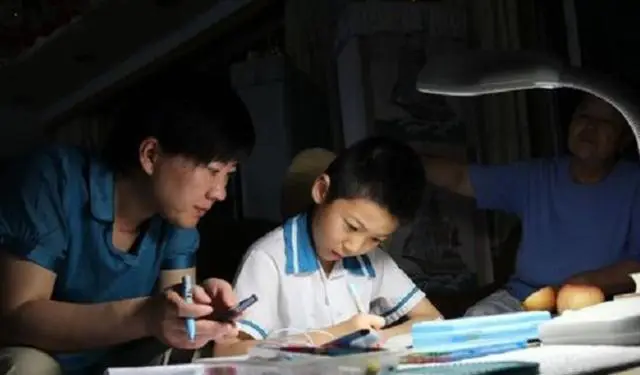 高考状元王瑞鹏：749分进清华，秘诀是勤奋