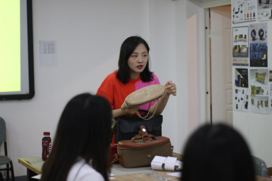 重庆交大开展美育系列活动，数百人观摩八次大学艺术课堂