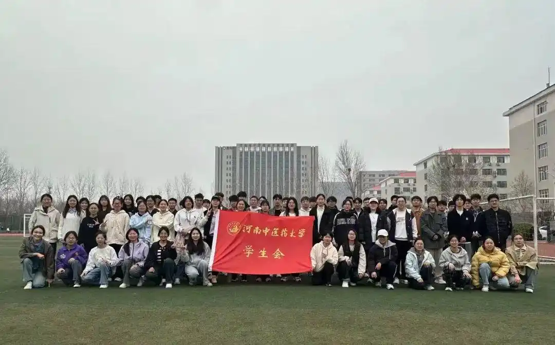 大学社团要不要加入？大一新生必看的实用指南