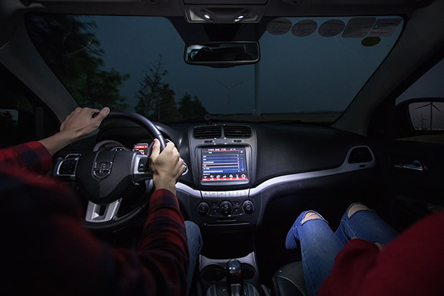 高速大风天气行车注意啥？思想车速货物处置全要点