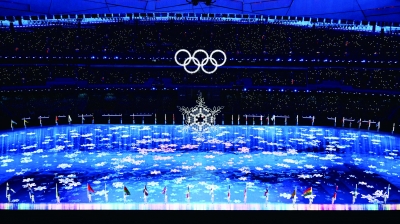 北京冬奥会闭幕式：运动员的狂欢与浪漫临别赠礼