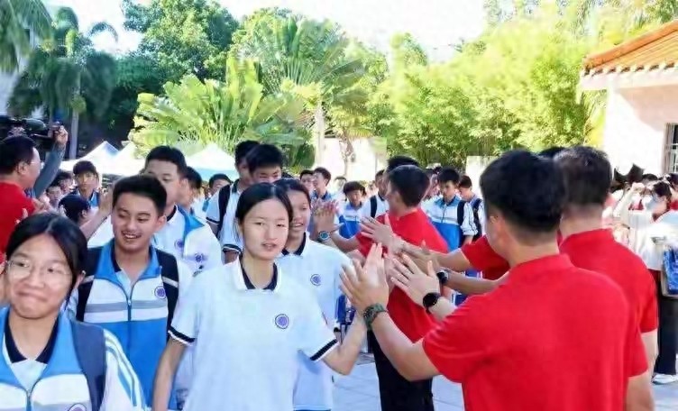 高考不再是唯一出路，2026届初中生迎来新机遇